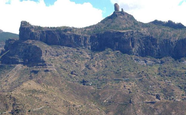 Herido al precipitarse por una ladera en Artenara