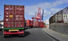 Los transportistas mantienen el paro en Navidad pese a los avances en la negociación con el Puerto