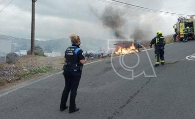 Incendian dos contenedores de basura en Jinámar