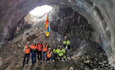 Calado el tercer túnel de los 8 que lleva la nueva carretera de El Risco a Agaete