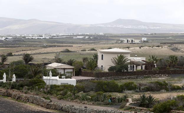 Rescatan a una senderista herida tras sufrir una caída en Lanzarote