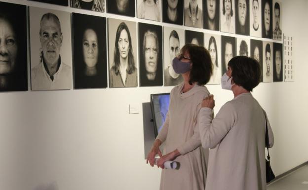 Si usted tiene pliegue epicántico y orejas adherentes, proviene de los aborígenes canarios