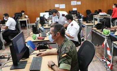 Defensa proporciona 12 rastreadores militares más de covid a Canarias