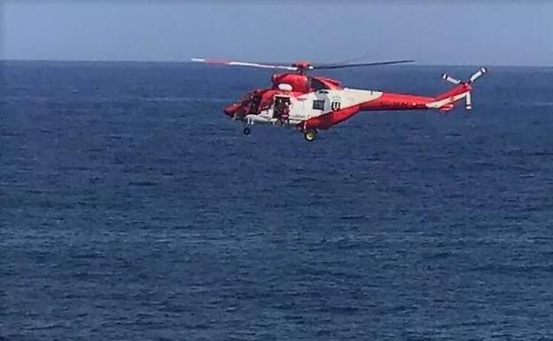 Rescatan a un windsurfista a la deriva en Majanicho
