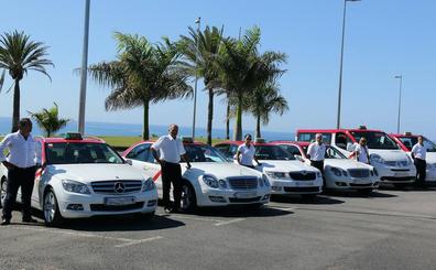 Taxistas de San Agustín donan la cuota de diciembre a los afectados por el volcán de La Palma