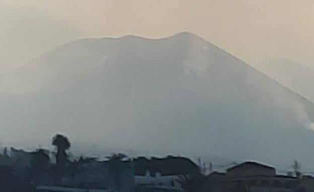 La bajada del tremor puede suponer el inicio del fin del volcán de La Palma