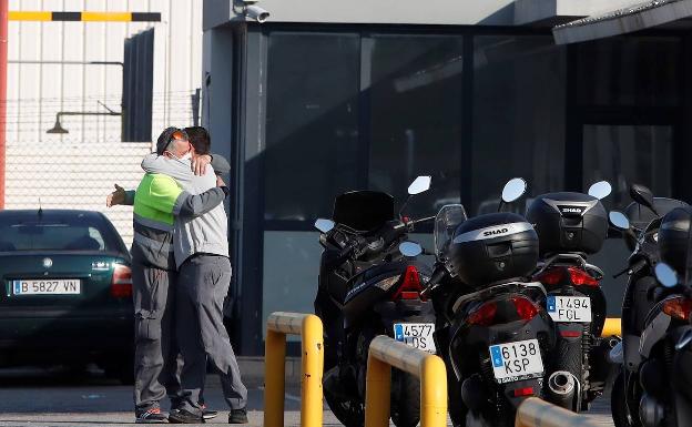 Nissan fabrica su último vehículo en Barcelona sin una alternativa decidida