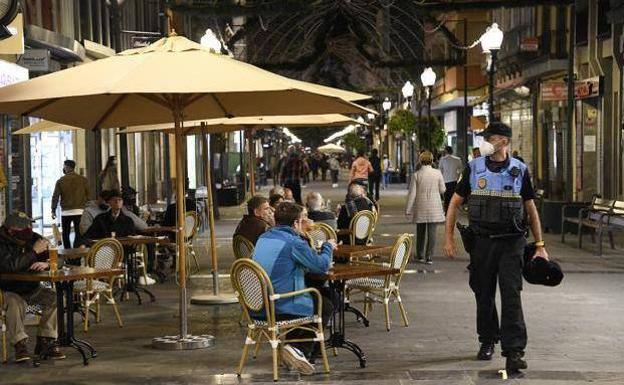 Canarias subirá a 10 personas el número máximo en las reuniones de Navidad