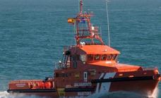 Rescatados los 105 ocupantes de dos embarcaciones neumáticas