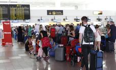 El aeropuerto cerrará 2021 fuera del listado de los diez recintos con más pasajeros