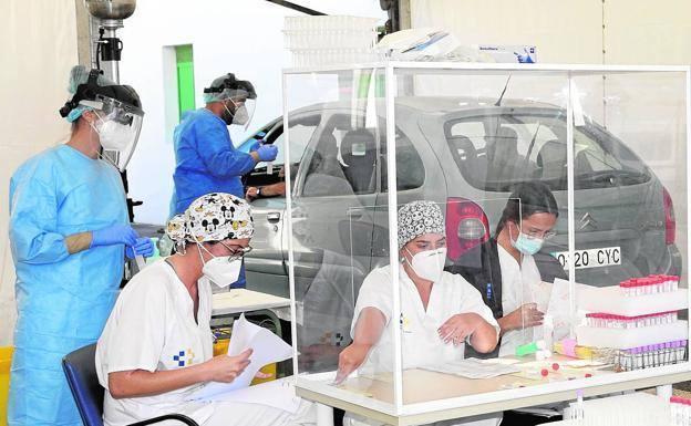 Canarias roza los 3.000 contagios por covid