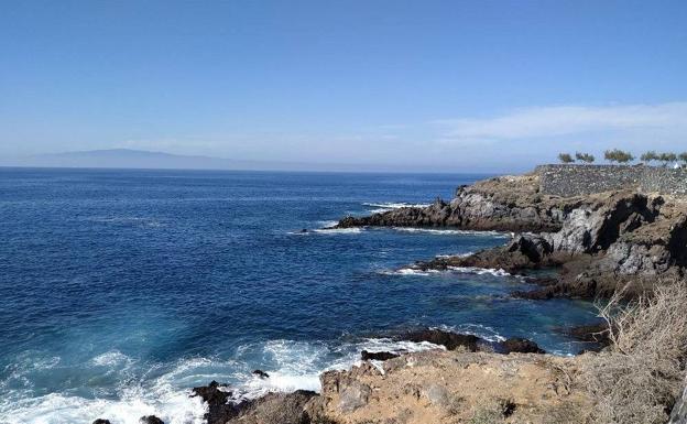 Recuperan un cadáver en la costa de Guía de Isora