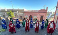 Los Pajes de Los Reyes Magos reparten la ilusión por el distrito Tamaraceite-San Lornezo Tenoya