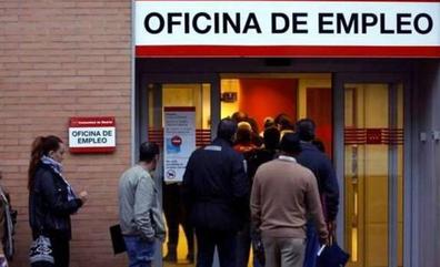 El paro cae en 3.612 personas en diciembre en Canarias, que cierra 2021 con 66.168 desempleados menos