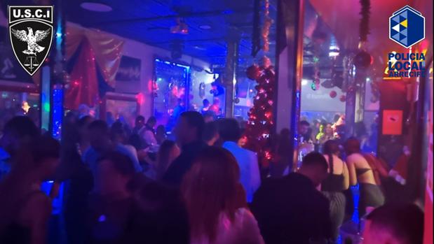 Desalojados dos locales de ocio nocturno de Arrecife por incumplir las medidas contra la covid-19