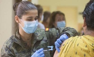 Los equipos militares han vacunado a más de 20.000 ciudadanos