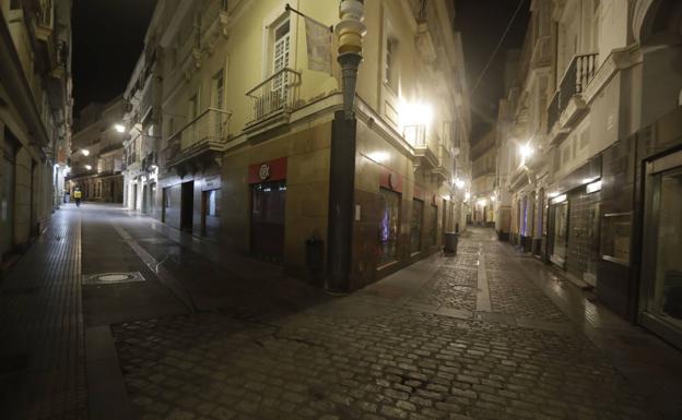Calles del centro de Cádiz durante el primer estado de alarma./Francis Jiménez