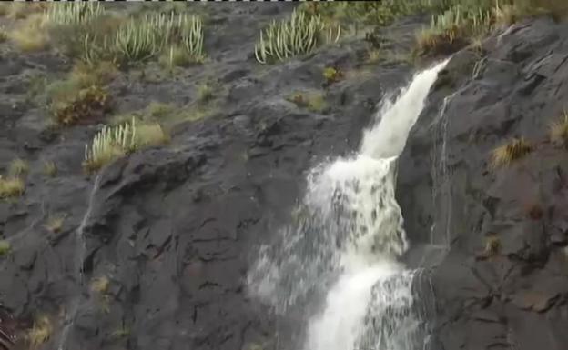 Alertan del riesgo de riadas de barro en la zona de la erupción del volcán