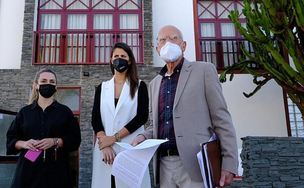 La Oliva se encamina a una nueva mayoría tras la salida de tres de los ediles de En Marcha