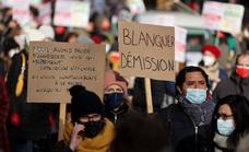 El Gobierno francés asume sus errores y claudica ante la huelga de profesores