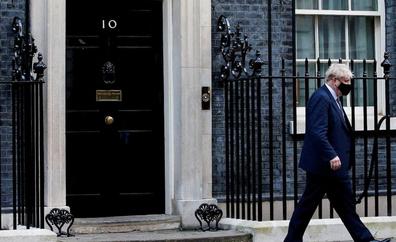 Johnson multiplica la actividad para tapar los escándalos de las fiestas de Downing Street