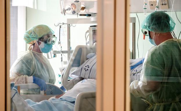 La ocupación de las UCI se sitúa en riesgo muy alto en Gran Canaria, ya con parámetros de nivel 4