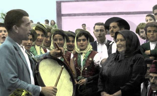 Collages sonoros para refrescar la raíz folclórica