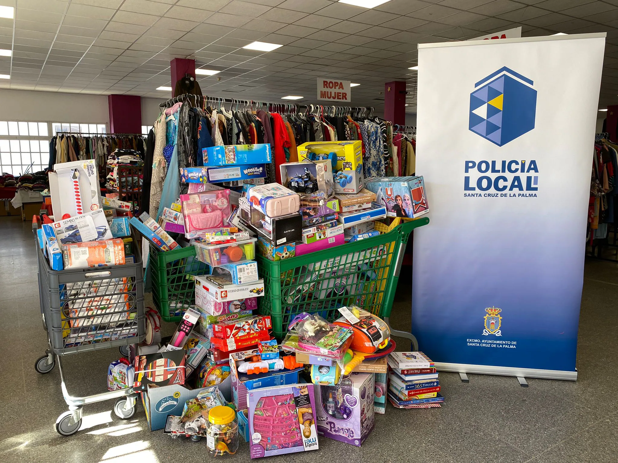 Denuncian el 'reparto irregular' de juguetes donados a niños de La Palma