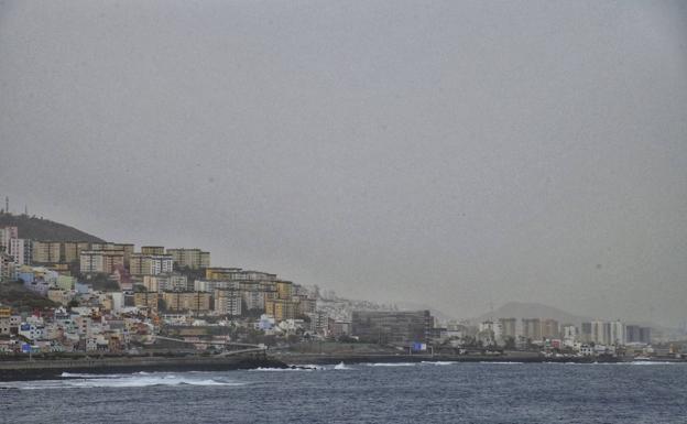 Más viento y calima para este jueves en Canarias