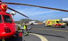El helicóptero del GES rescata a una senderista herida en Tenerife