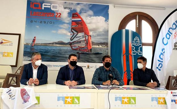 Lanzarote acoge el primer Mundial de los iQFoil Games antes de París 2024