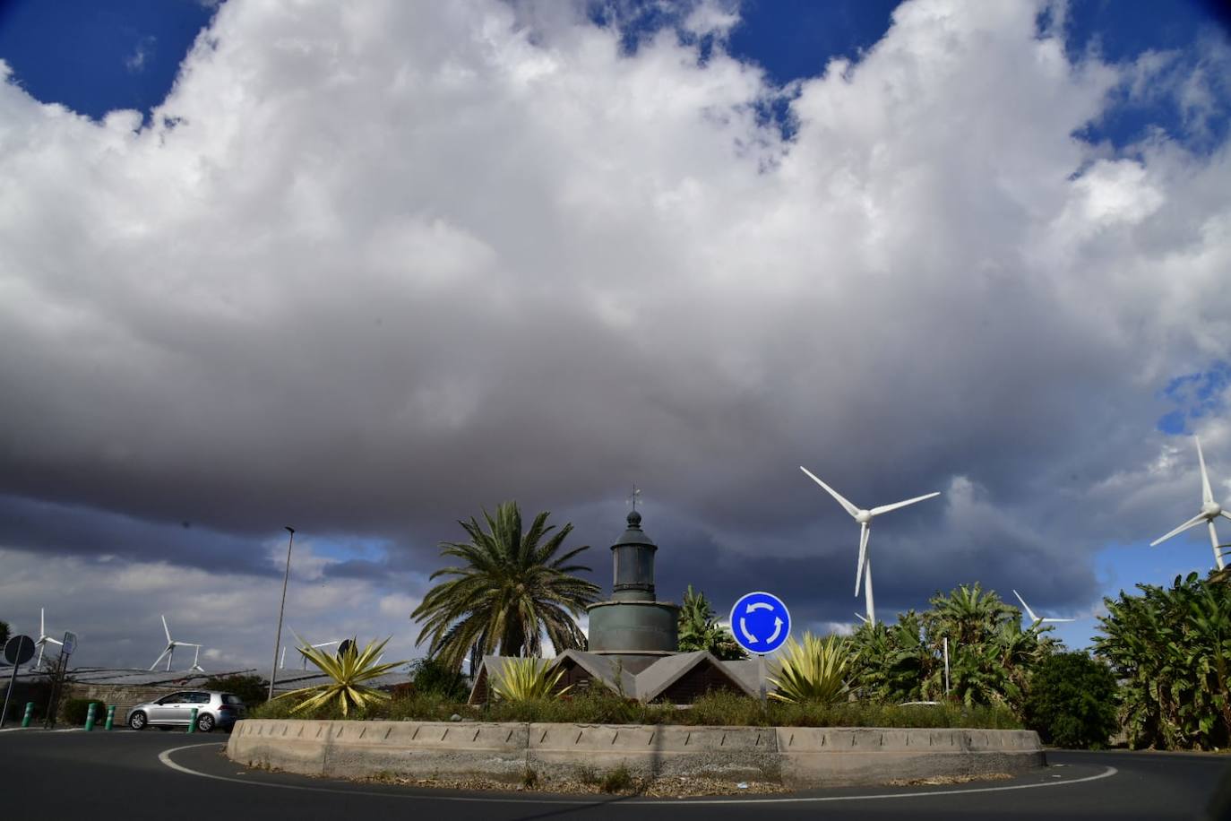 Cielos nubosos y posibles precipitaciones el domingo en Canarias