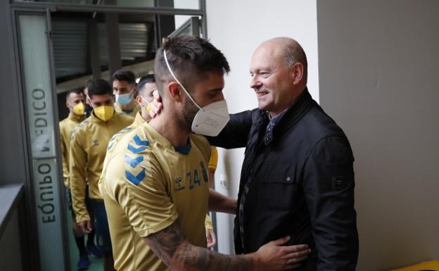 Emotiva despedida de Mel en Barranco Seco tras casi tres años en la UD