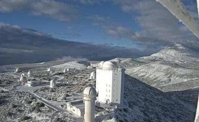 Cerrados todos los accesos al Teide por la nieve