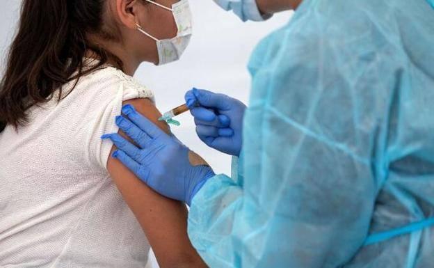 Educación recuerda que la vacunación en algunos centros es voluntaria
