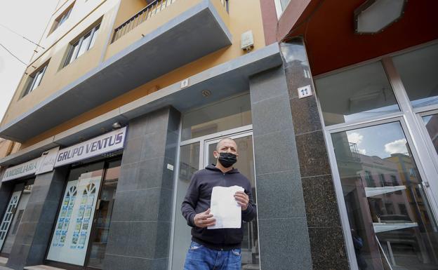 Un padre y sus dos hijas menores, desahuciados a la fuerza en Los Llanos