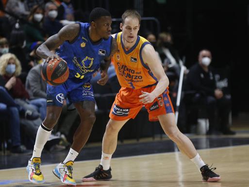 El Granca sufre la séptima derrota seguida y se despide de la Copa (91-62)