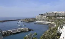 Dos empresas pugnan por la concesión de la gestión de la playa de Anfi del Mar