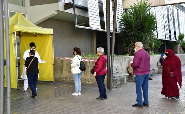 La covid-19 marca un récord trágico de muertes en Canarias