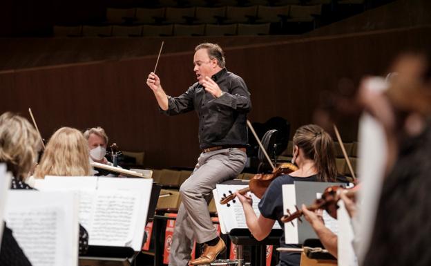 Chichon: «Este concierto es un ejemplo a seguir de colaboración institucional»