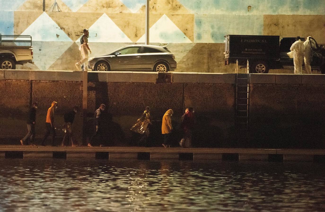 Muere tras hundirse la patera en Fuerteventura