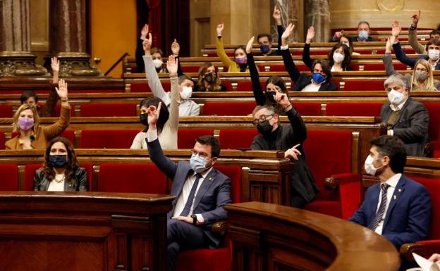 El Parlament oficializa la baja como diputado de Juvillà
