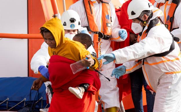 El acuerdo para el reparto de menores continúa bloqueado y sin alternativas