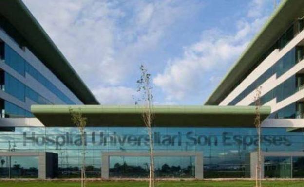 Fallece el bebé nacido en un parto asistido por un médico negacionista