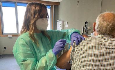 El 81,67% de la población diana de las islas, inmunizada contra la covid-19