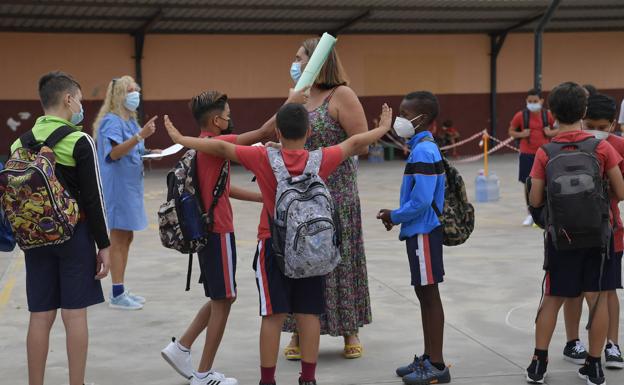 Cuándo usar la mascarilla en colegios e institutos y cuándo no