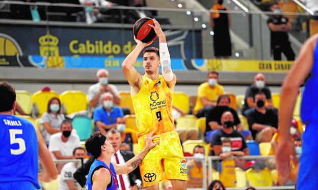 Slaughter, Pustovyi, Khalifa Diop y Brussino apuntan a la ventana FIBA