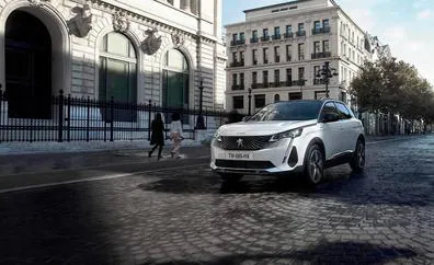 El Peugeot 3008 Hybrid se convierte en el electrificado más vendido en España