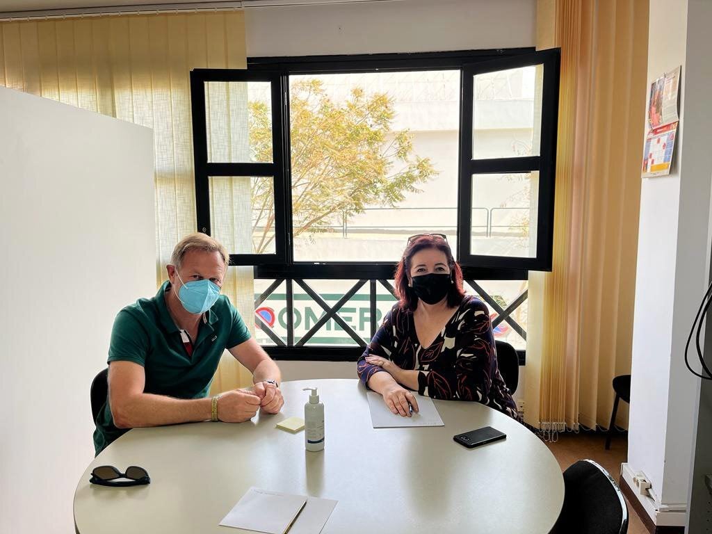 Armas da prioridad a quitar los barracones del colegio de Costa Teguise y al proyecto del CEO