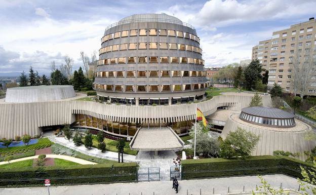 El TC anula una deducción fiscal aplicable solo a bancos con sede en Canarias